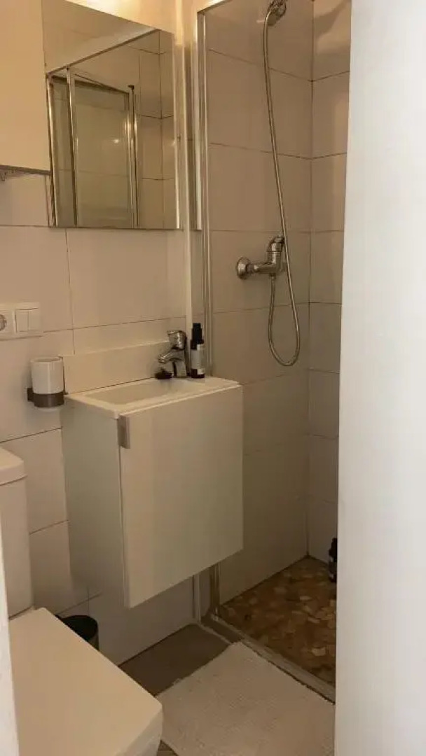 GoBeach Small studio 8sq completely independent