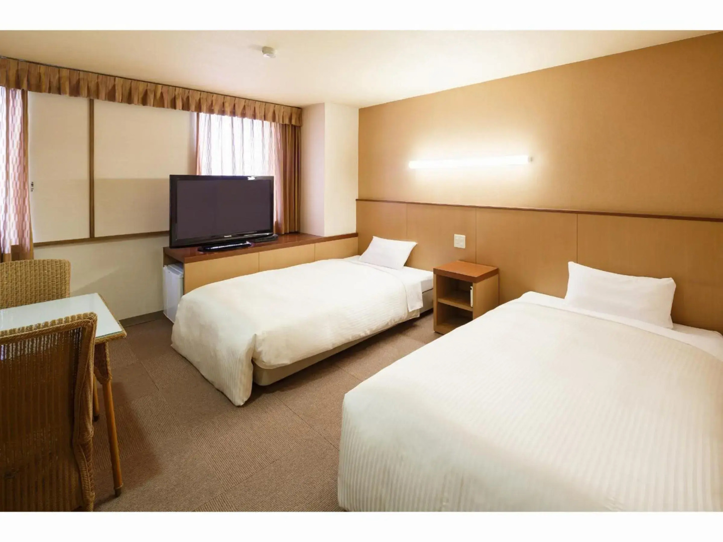 Sunsky Hotel