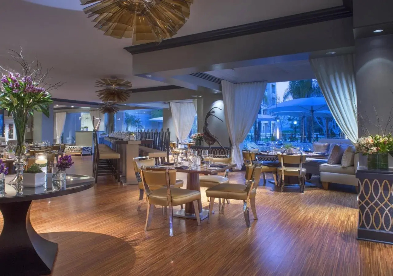 Avenue of the Arts Costa Mesa, a Tribute Portfolio Hotel