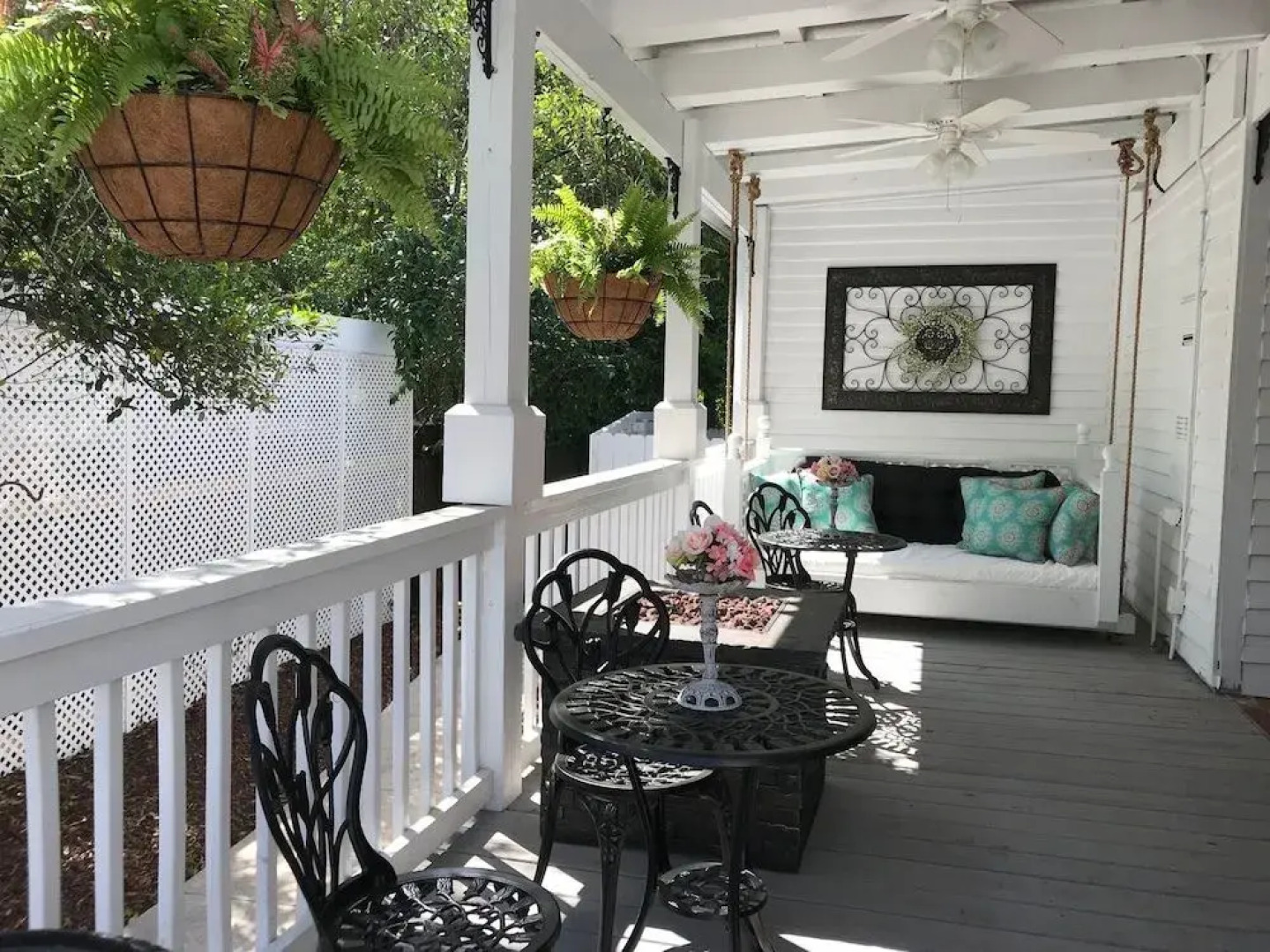 Bama Bed & Breakfast Campus