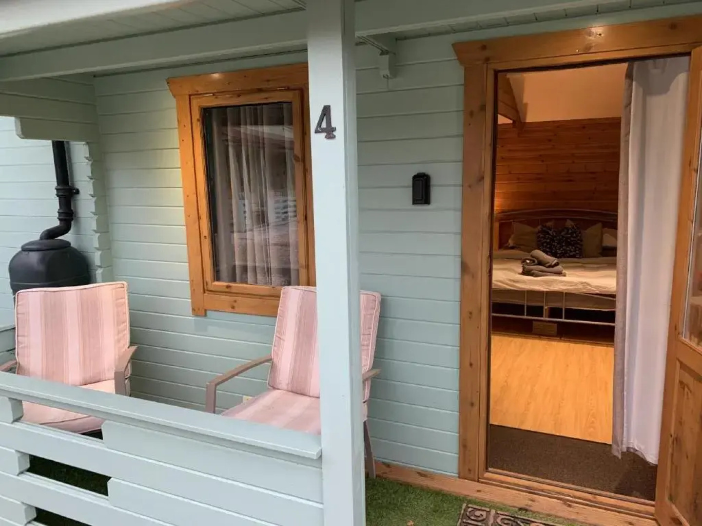 Southernwood - Garden Lodge 4