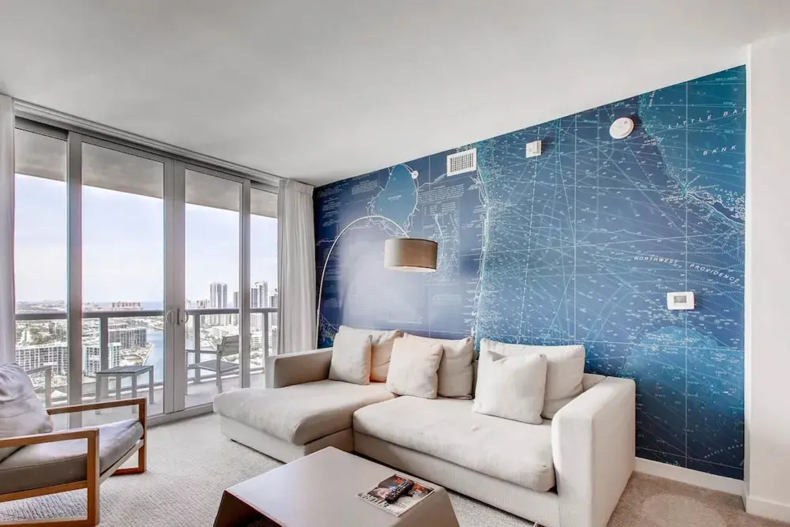 Hallandale Suites by 1stHomeRent