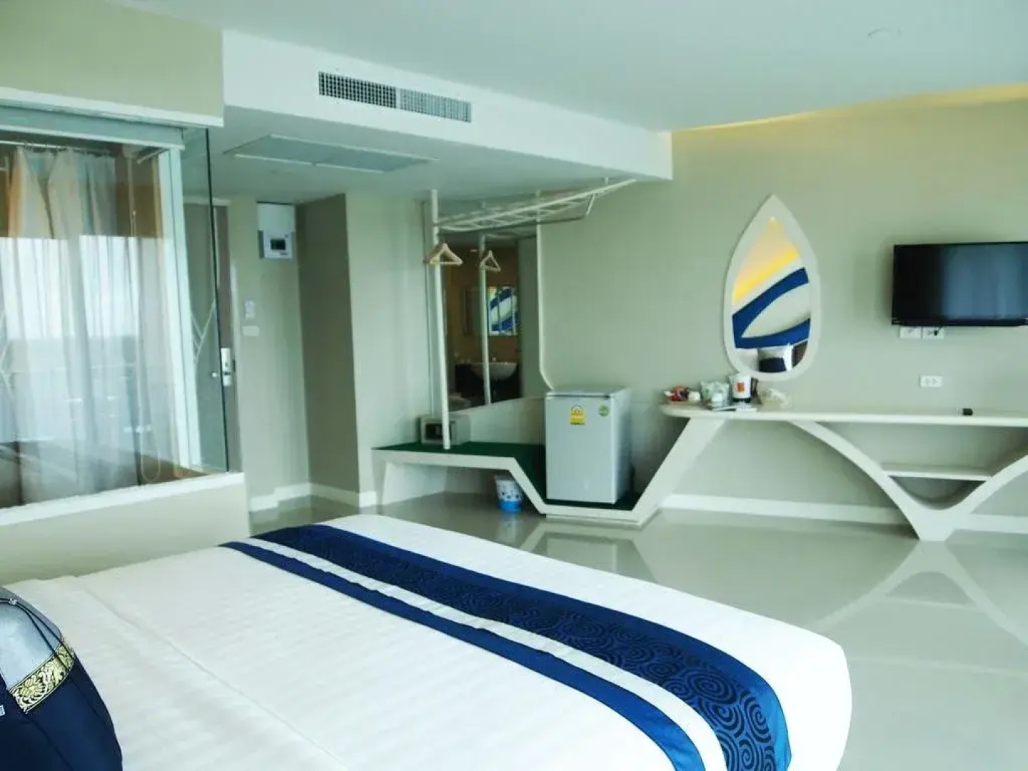 Sunrise Lagoon Hotel And Golf