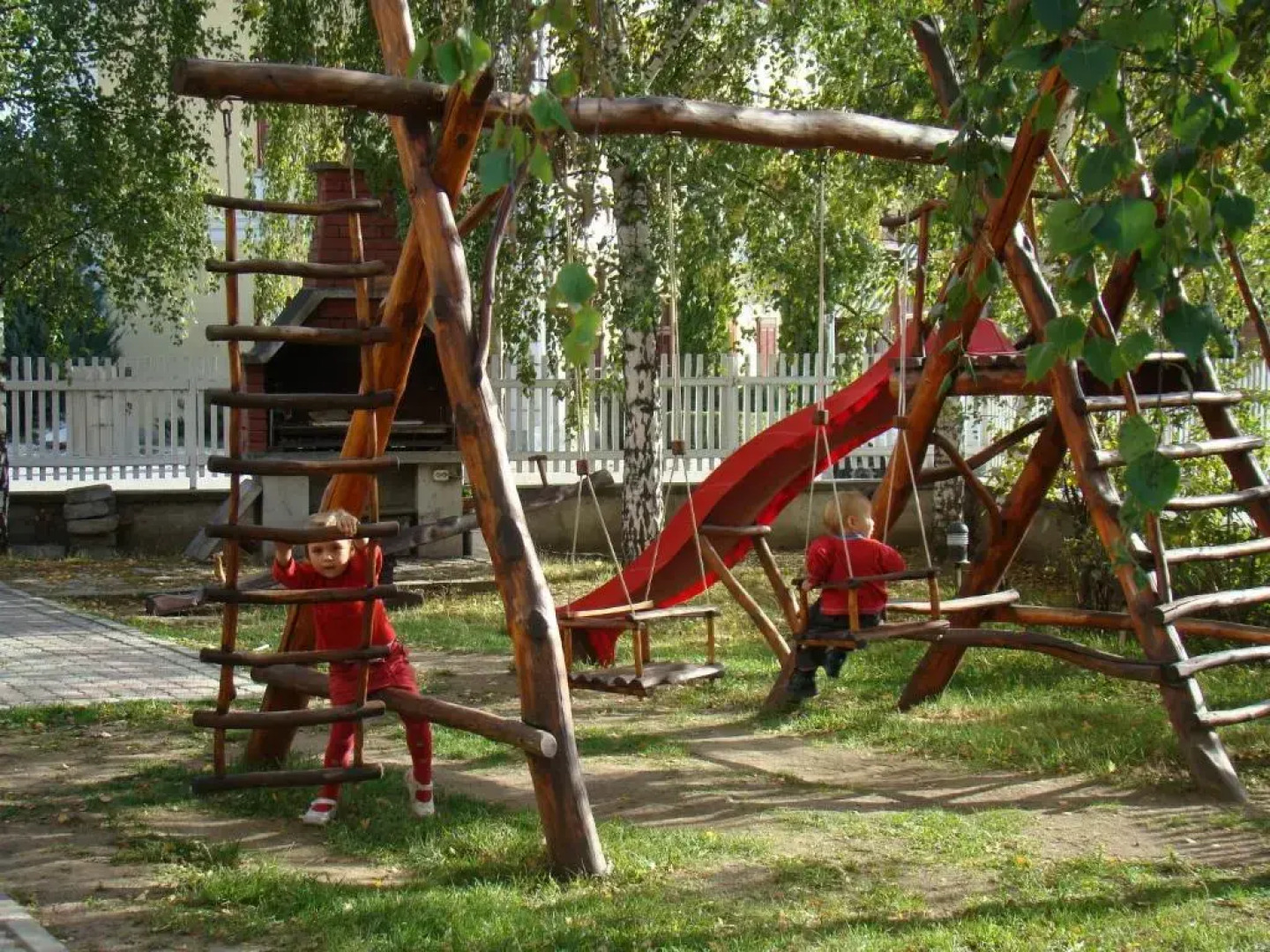 Lázár Pension & Restaurant