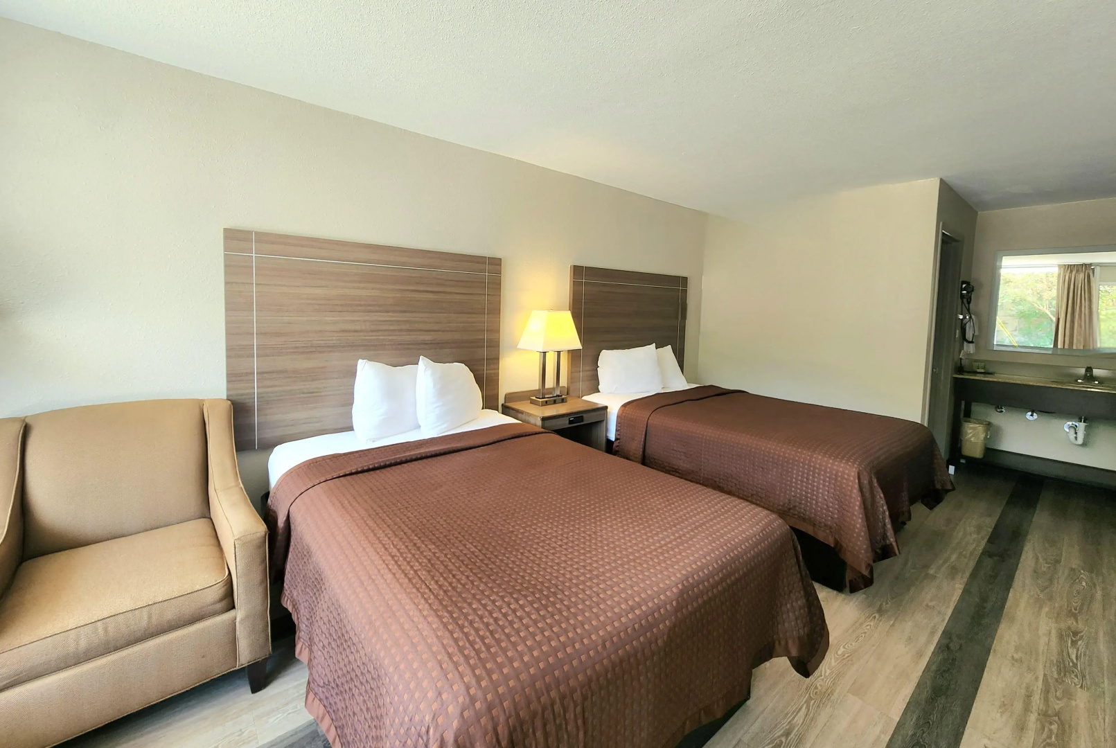 Days Inn by Wyndham Seguin TX