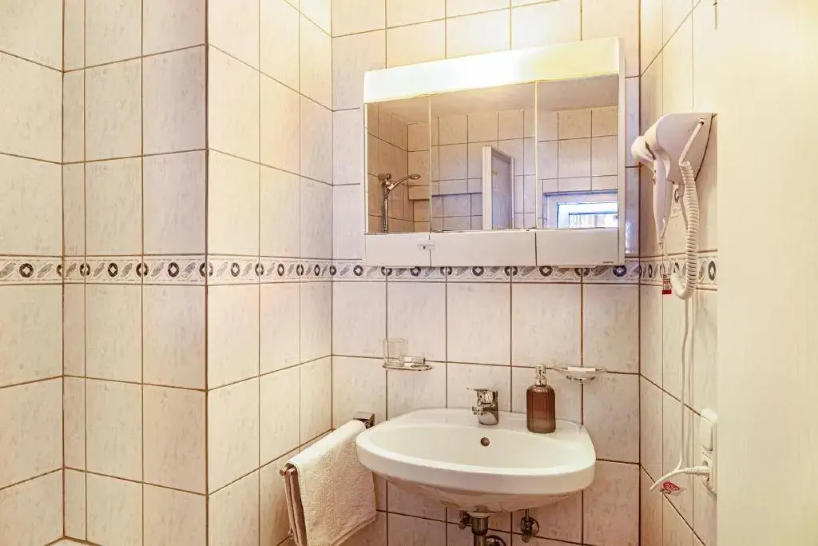 Ferienhaus Familien und Gruppenhaus Garten Grillkamin