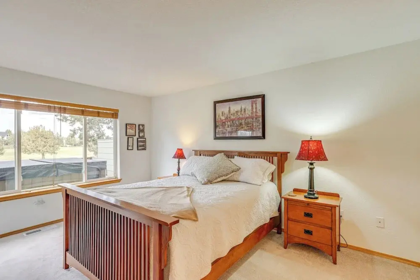 Hot Tub at Townhome on 8th Green in Redmond