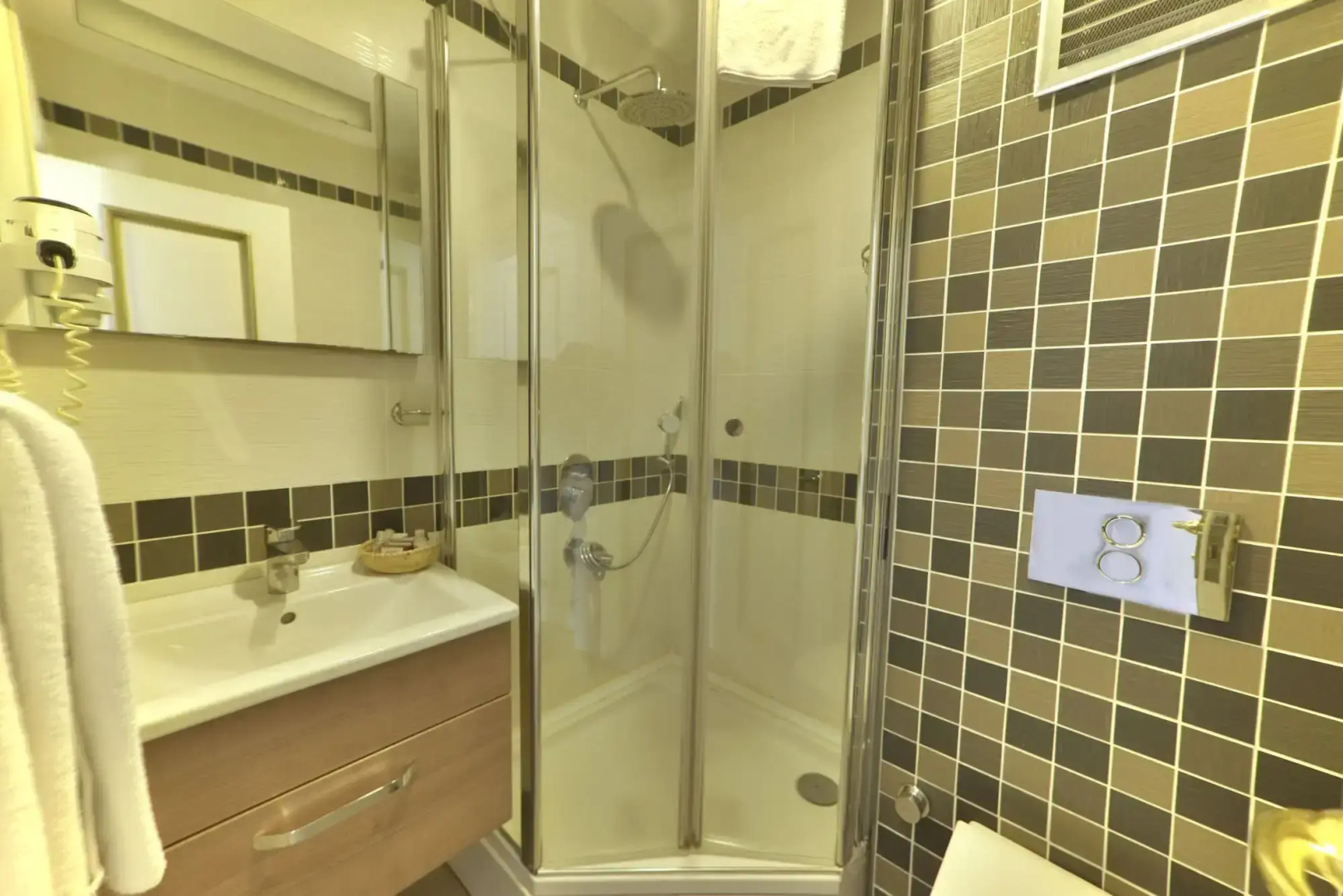 Sarnic Hotel & Sarnic Premier Hotel