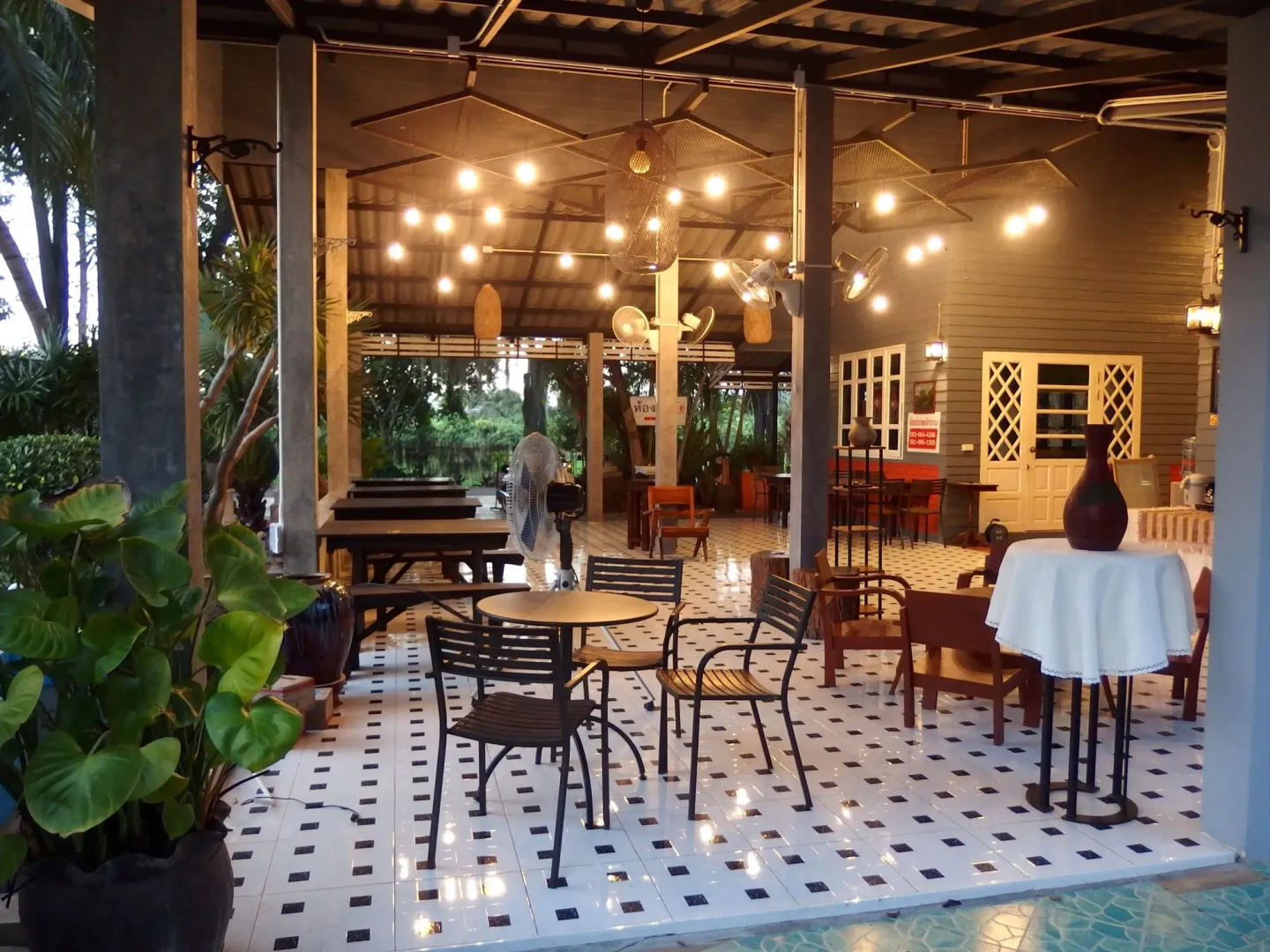 Muaan Resort