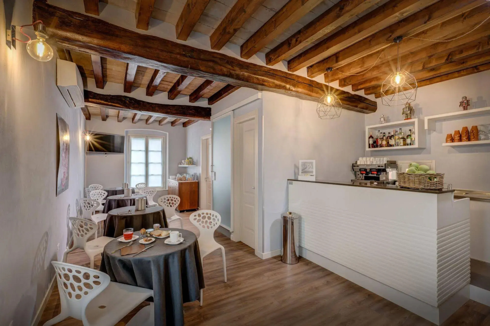 Hotel cortaccia sanvitale