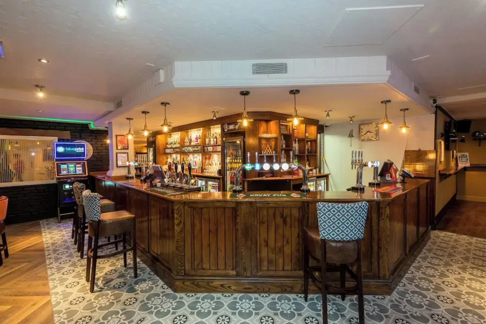 The Wee Waif Reading by Greene King Inns