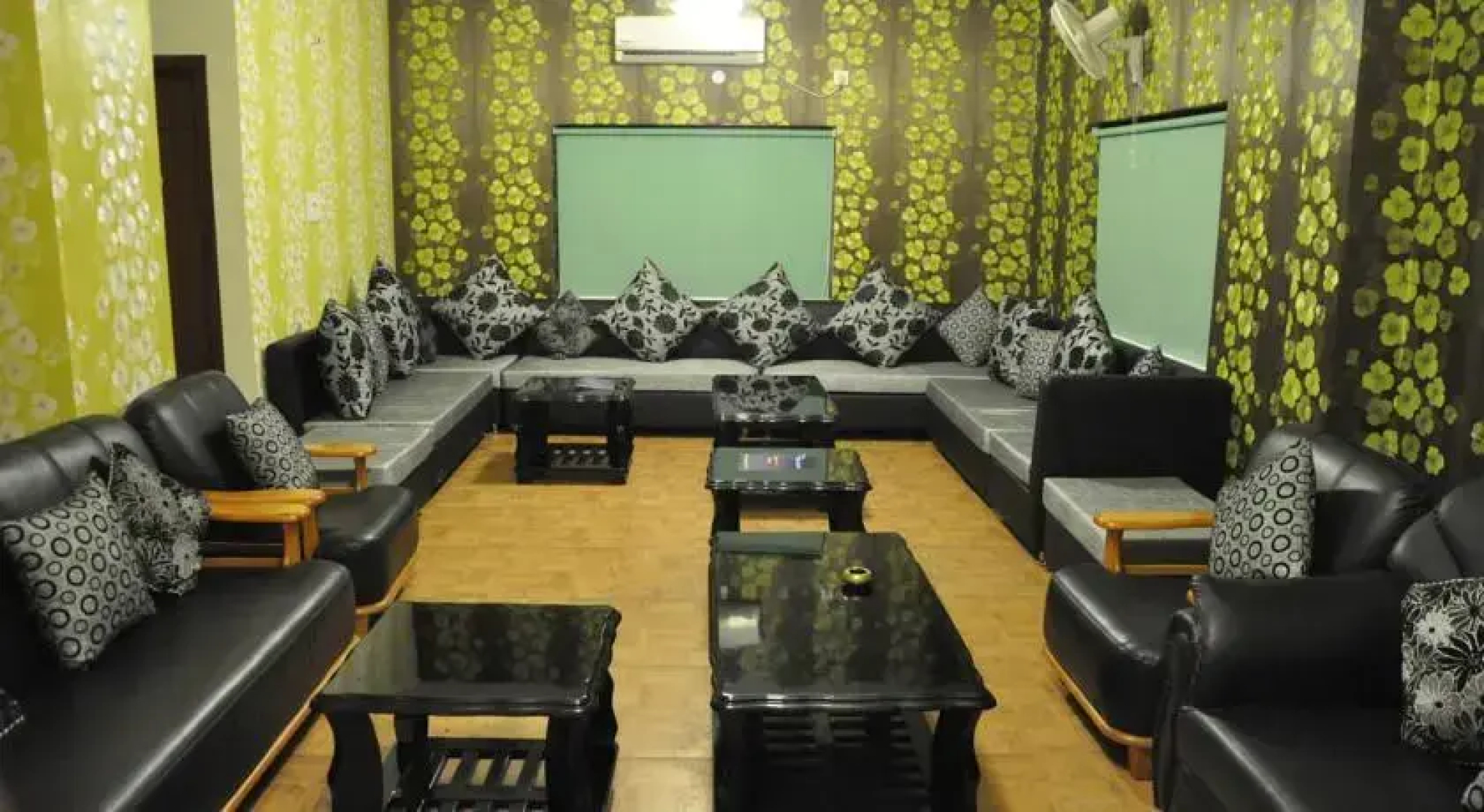 Hotel Shubham