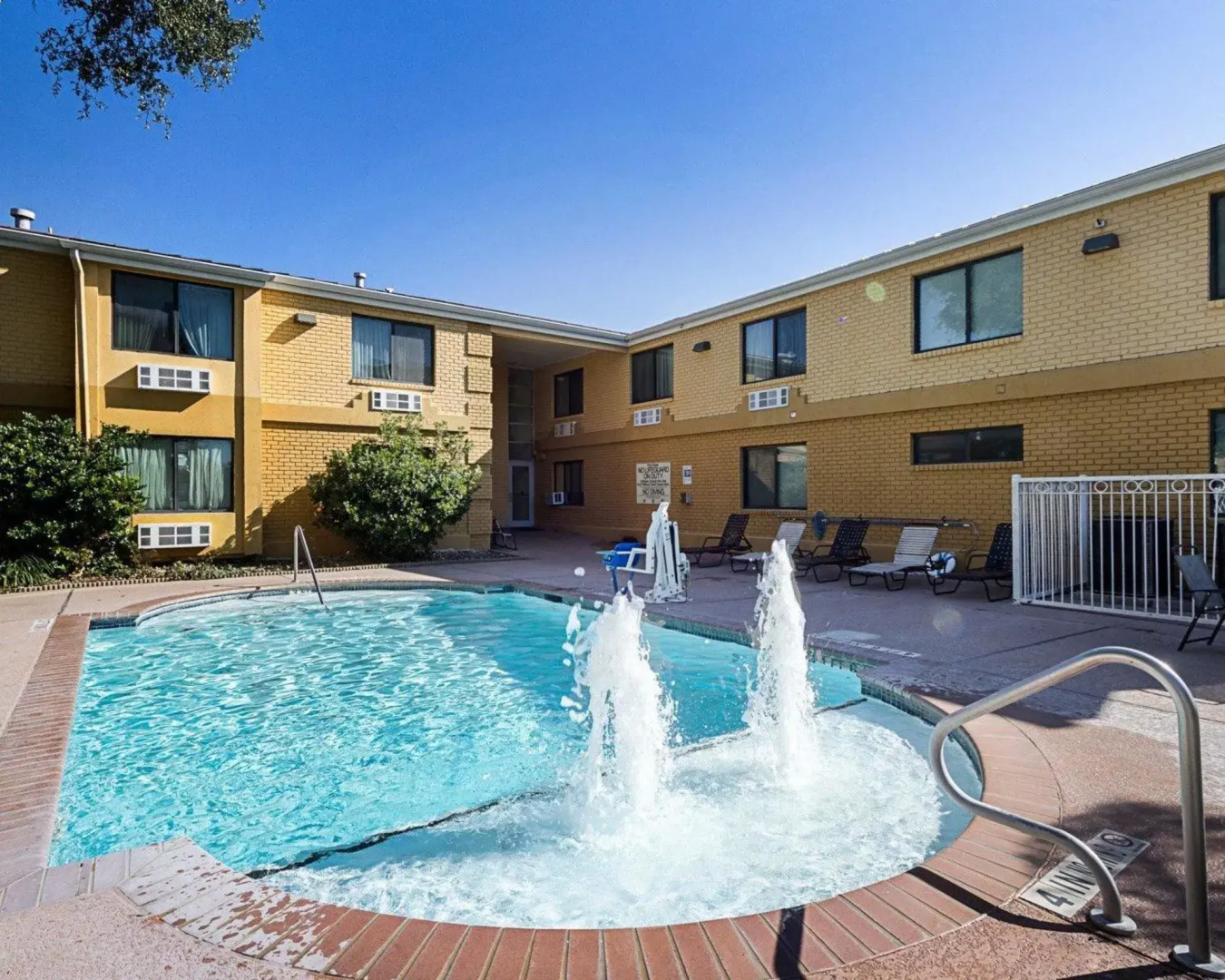 SureStay Plus Hotel by Best Western San Antonio North