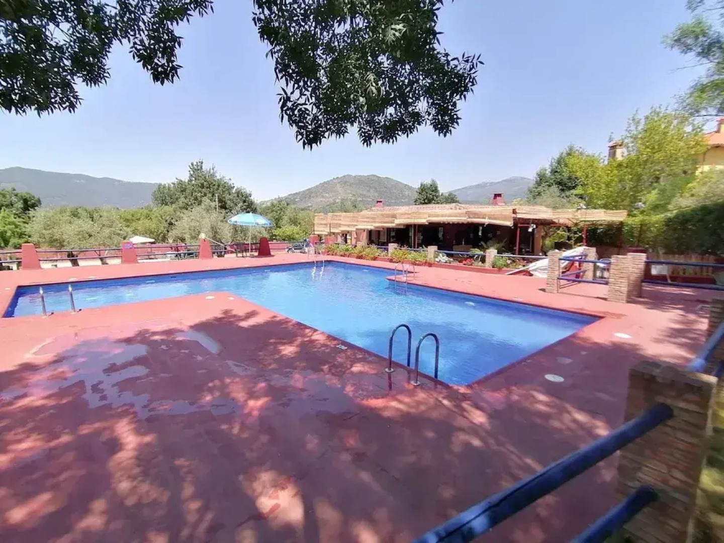 Apartamentos & Habitaciones Vetonia