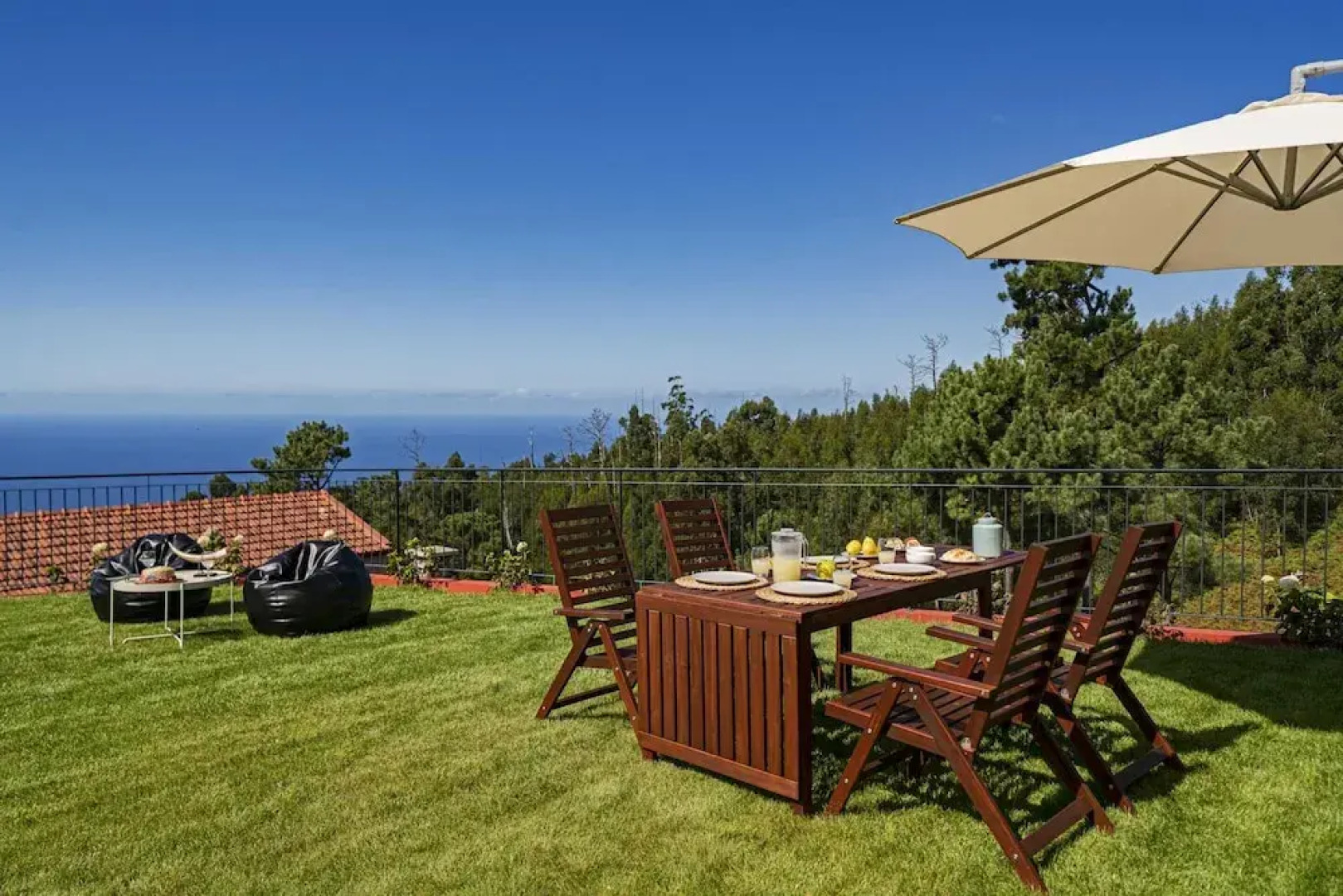 Felicidade Rocha II - For Families, With a Pool