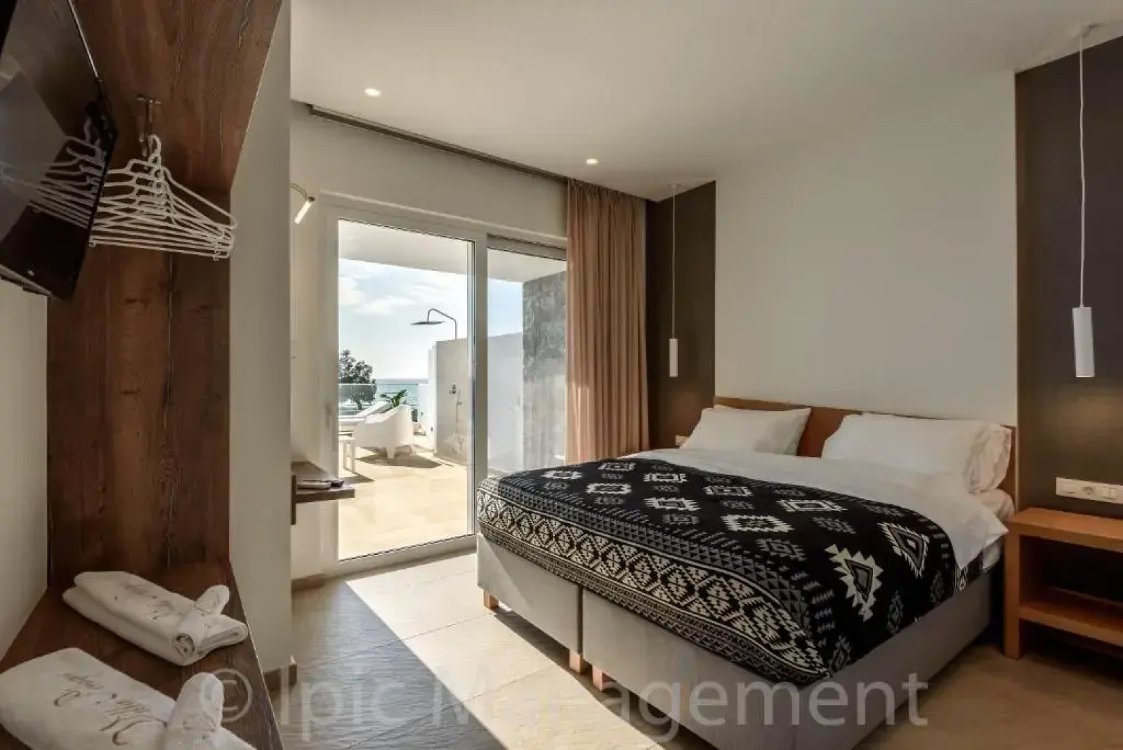 Villa Pelagia Seafront Villa Pelagia Superb New Listing2021