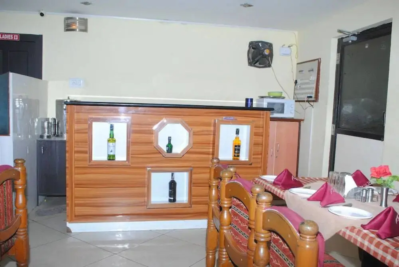 Hotel Pancharatna Paradise