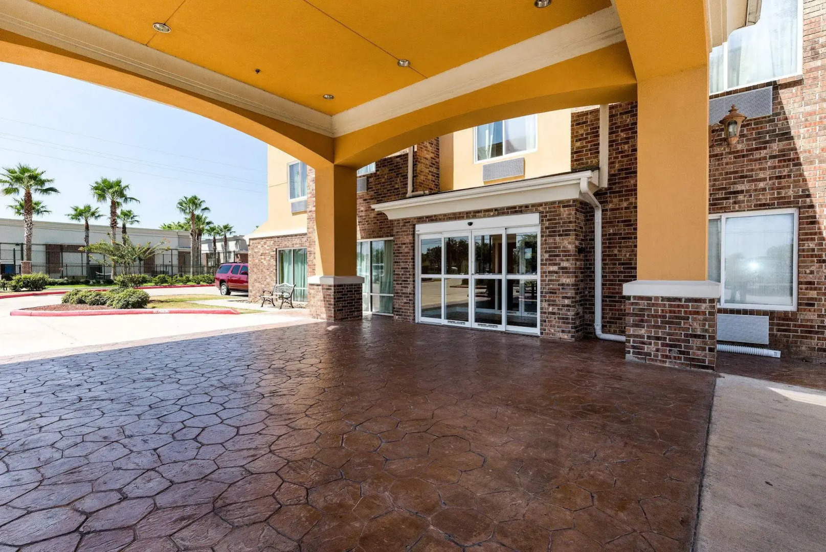 Spark by Hilton Pearland