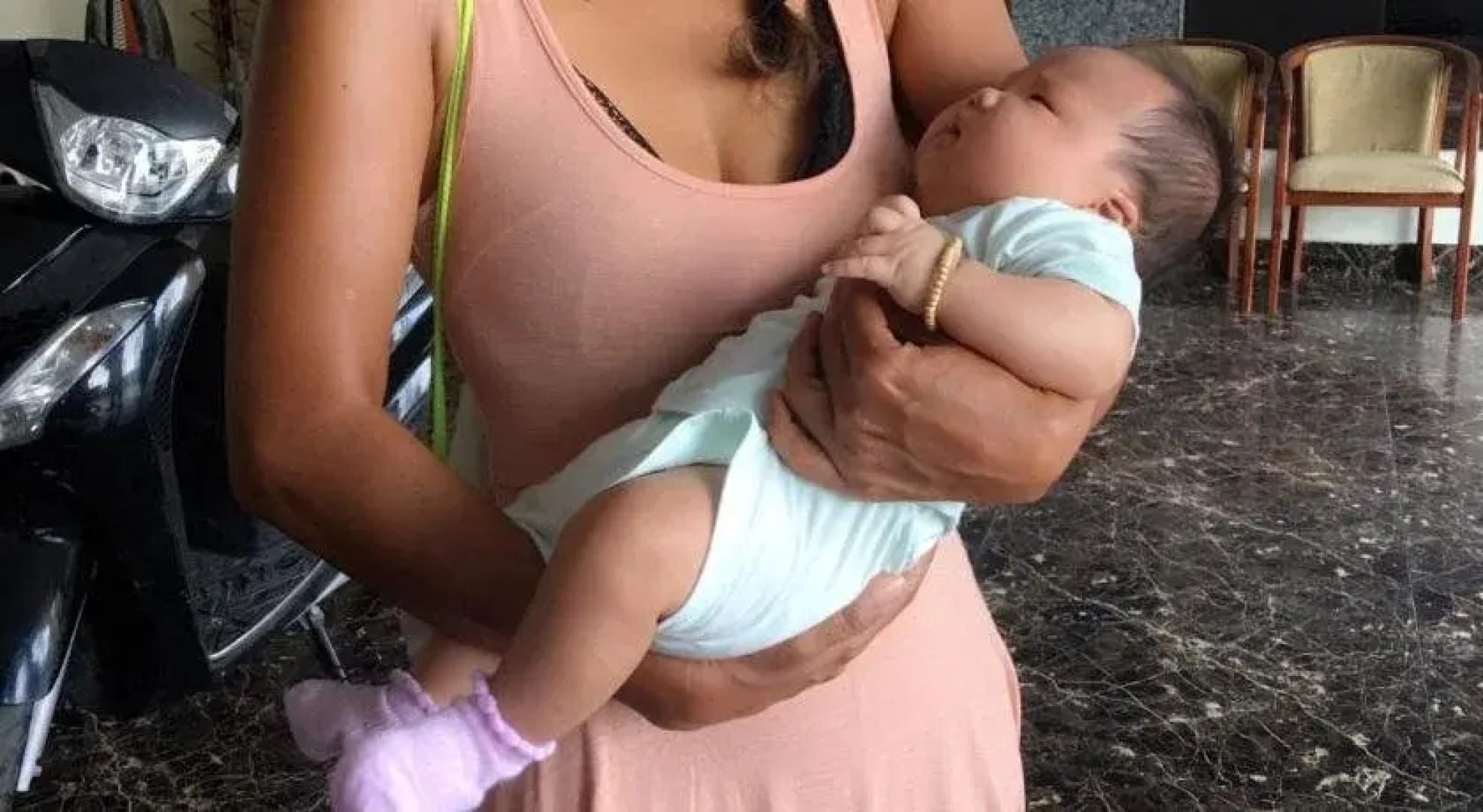 1001 Nights Hotel 27 Huong Tram