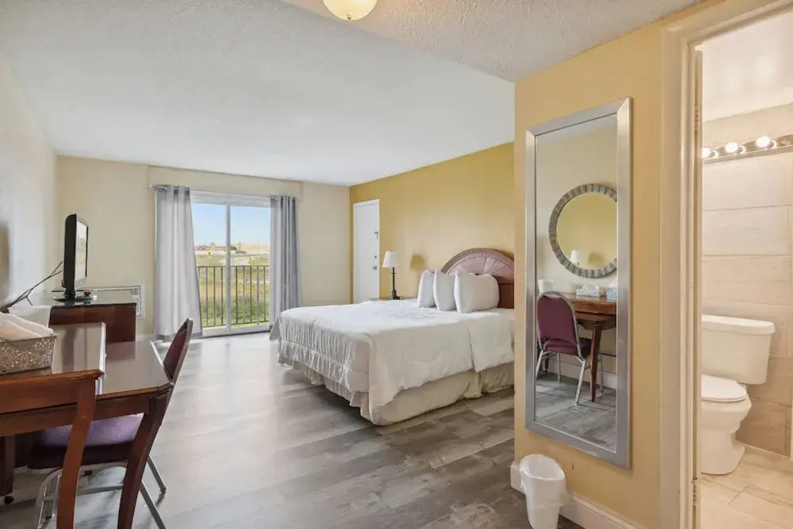 Miami Suites Hotel