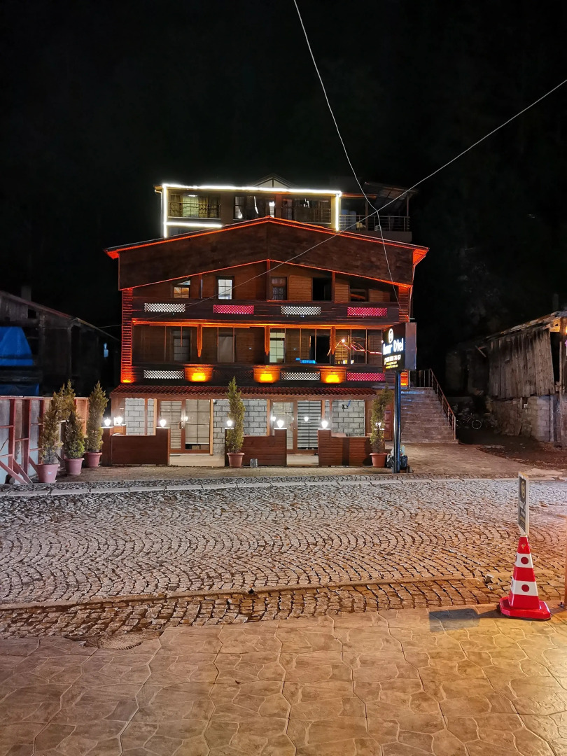 Huzur Otel