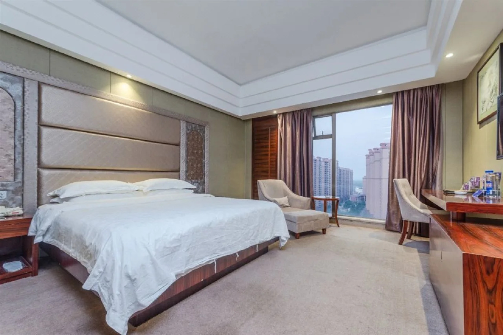 Jiuzhou International Hotel