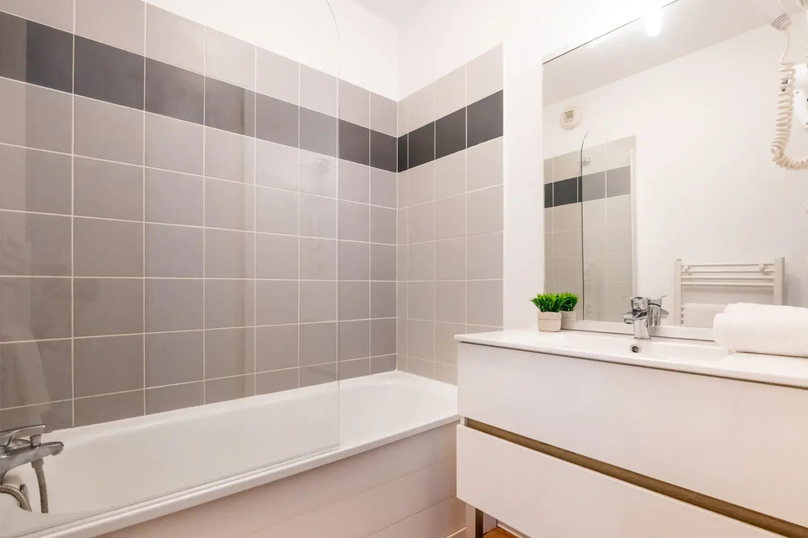 Nemea Appart Hotel Green Side Biot Sophia Antipolis