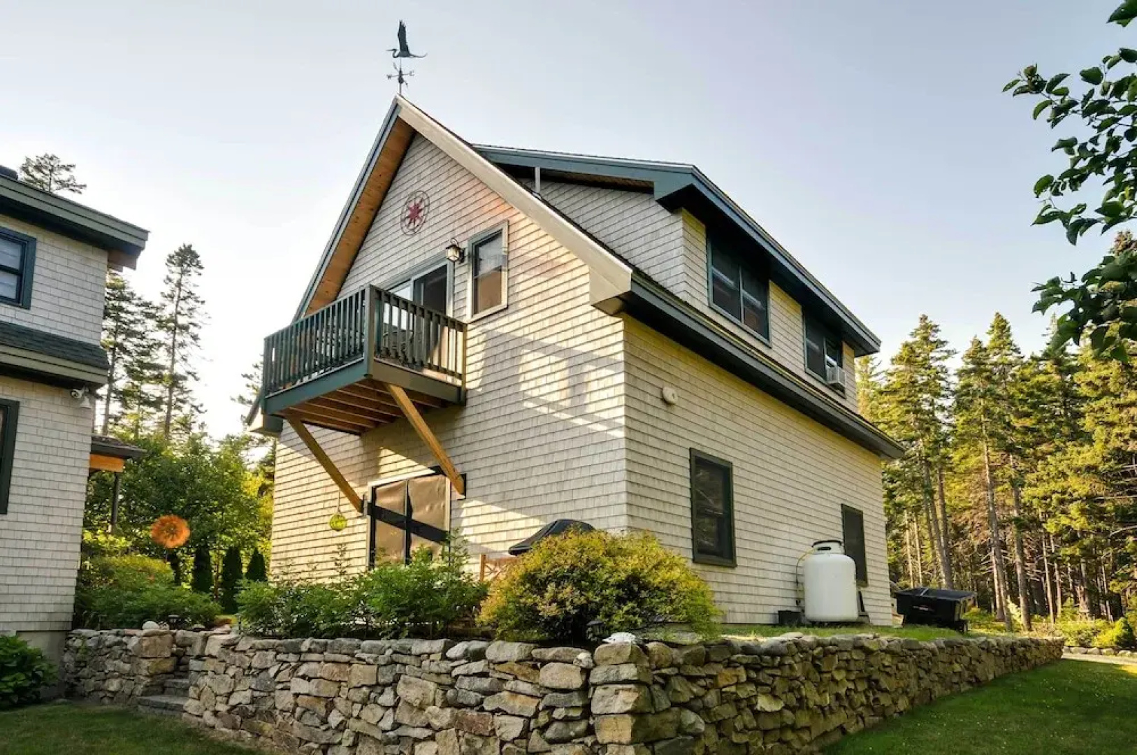 Waterfront Prospect Harbor Cottage: Yard, Fire Pit