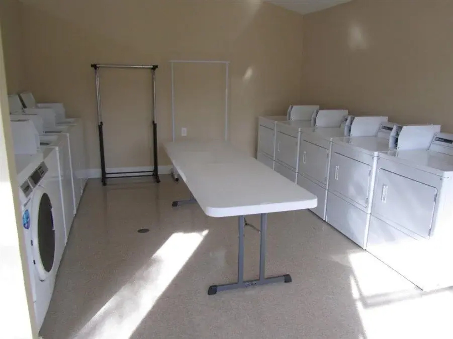 Club Naples RV Resort