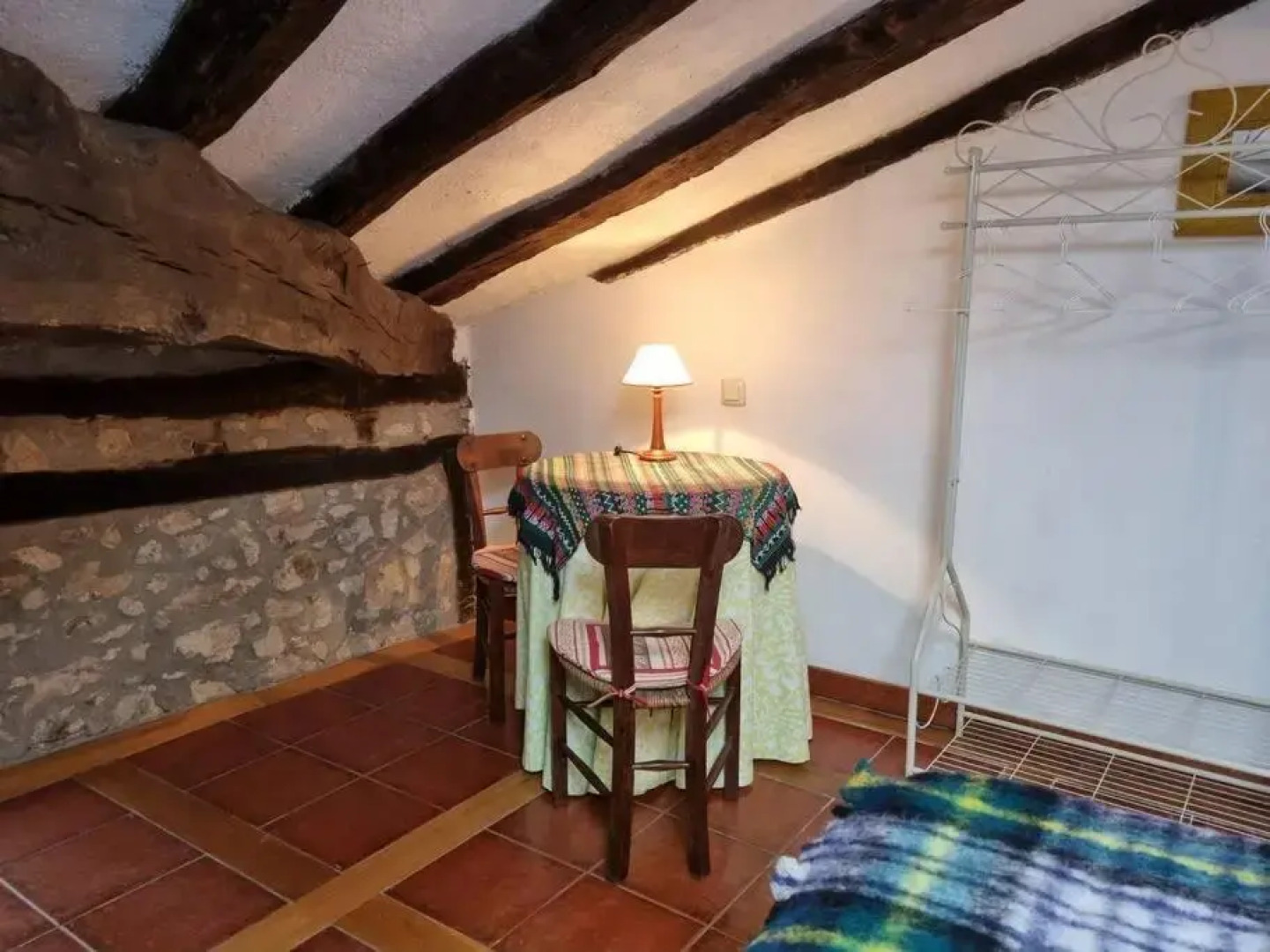 C08B01 Ático con encanto Colindres