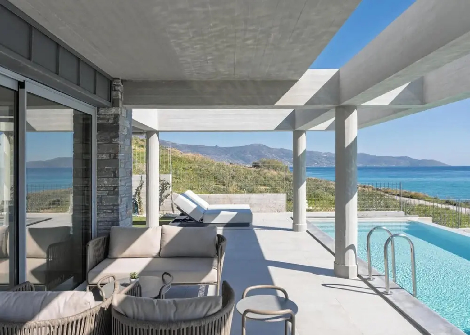 Luxurious Seafront Villa Karystos