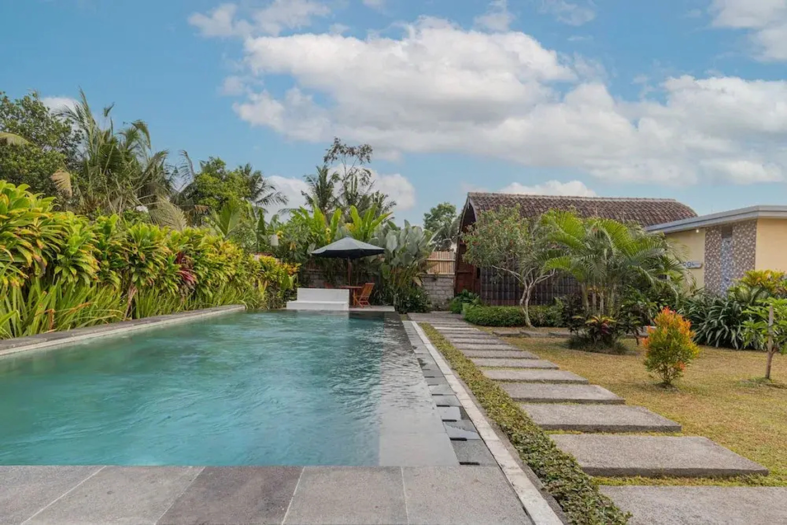 Kubu Selat Villa and Glamping