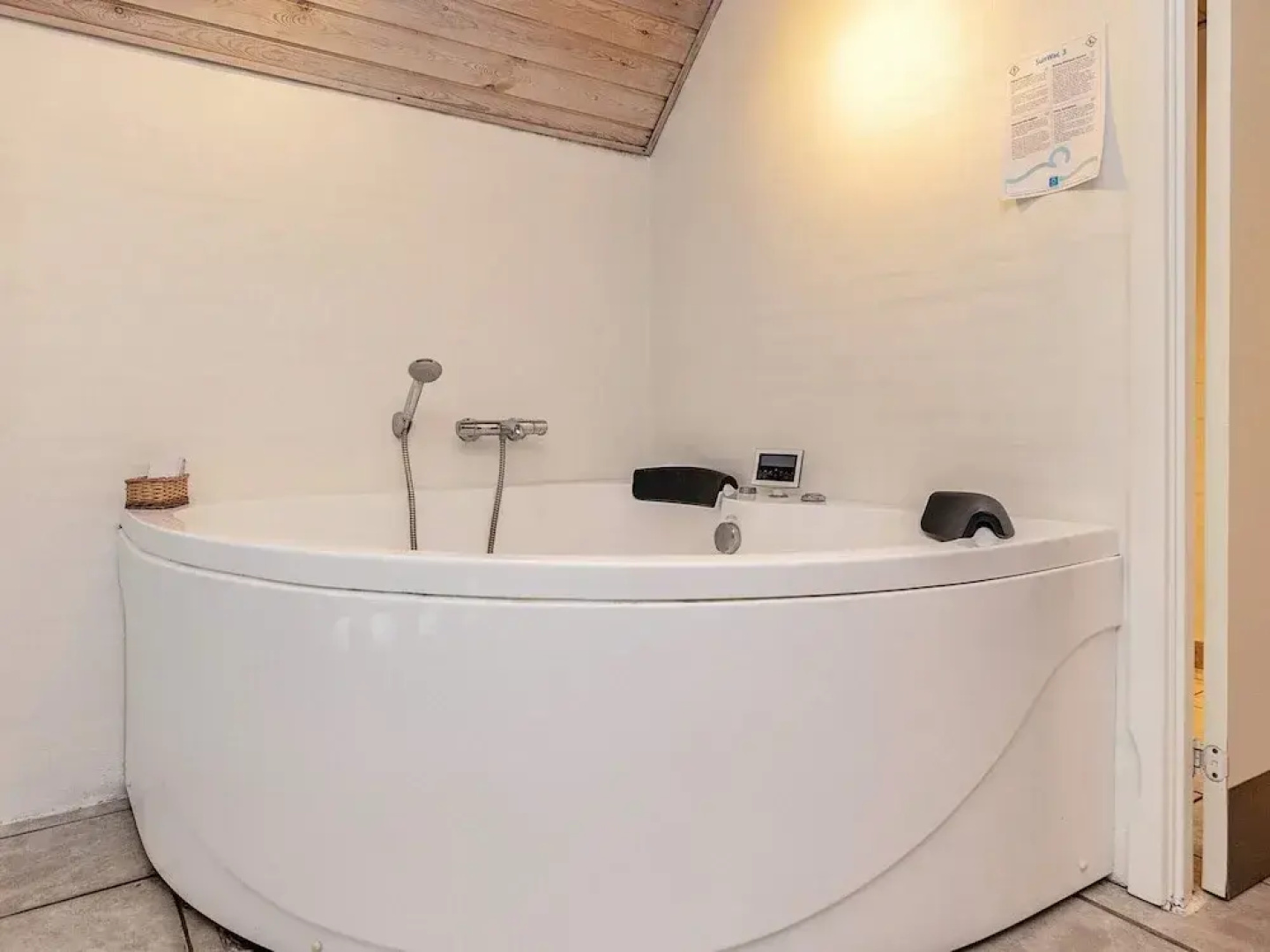 8 Person Holiday Home in Blavand-by Traum