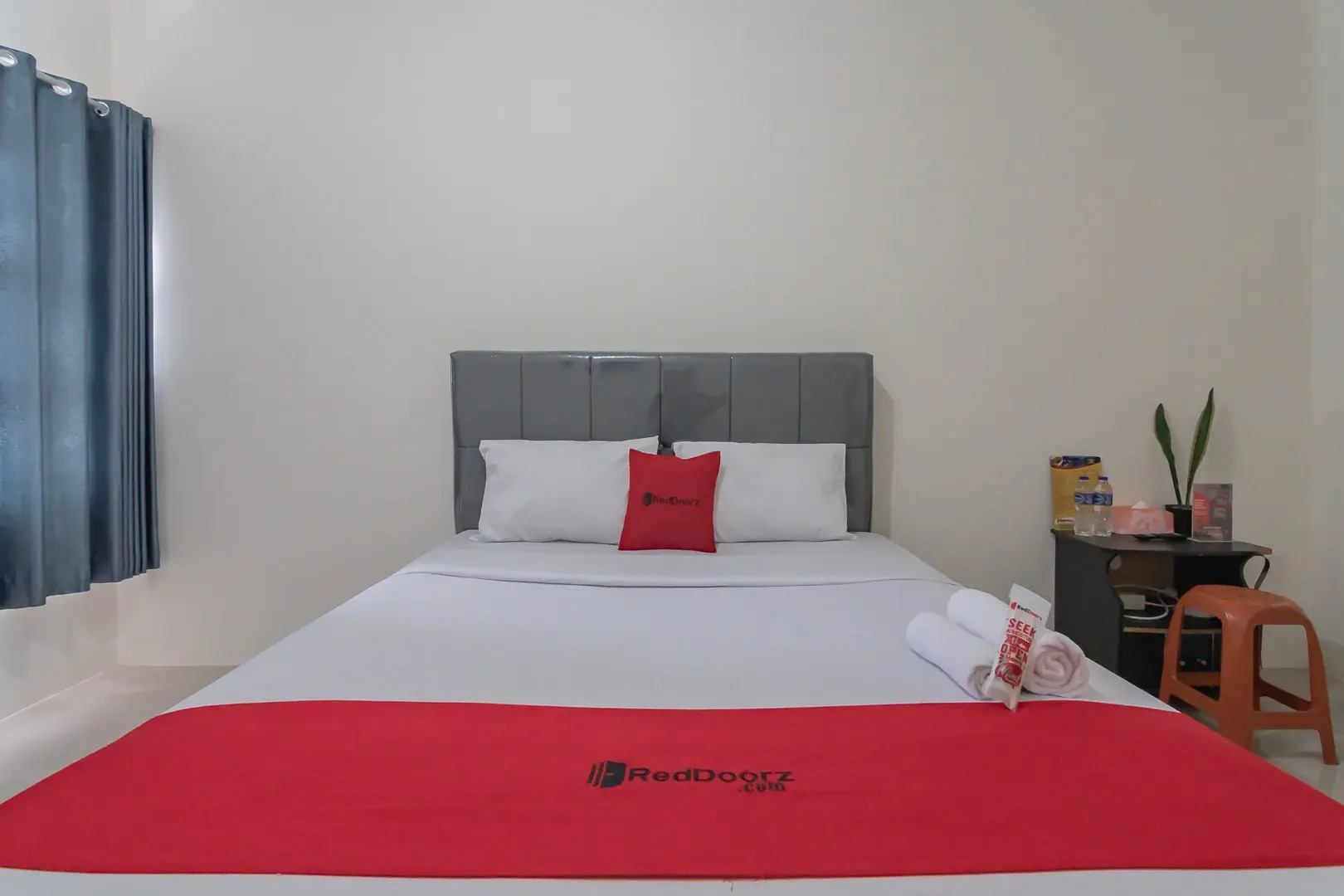 RedDoorz near Happy Farm Ciwidey