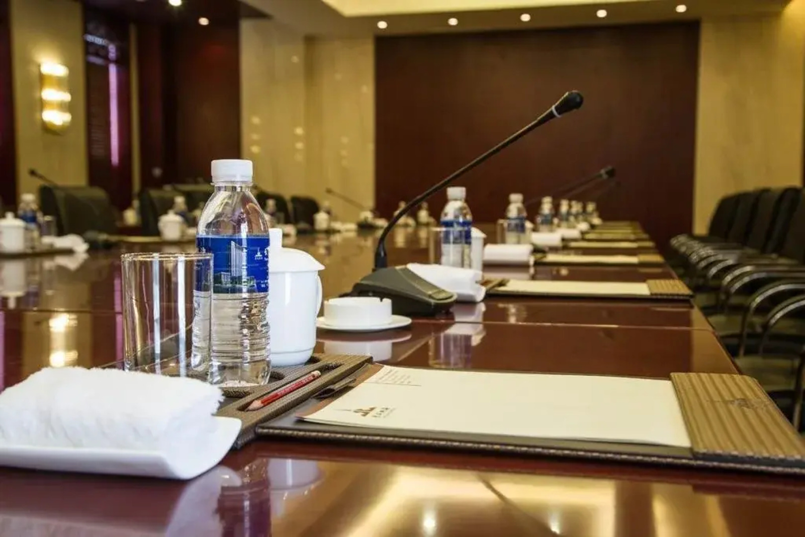 Jing Cheng Earthsea SPA Holiday Center - Ruili