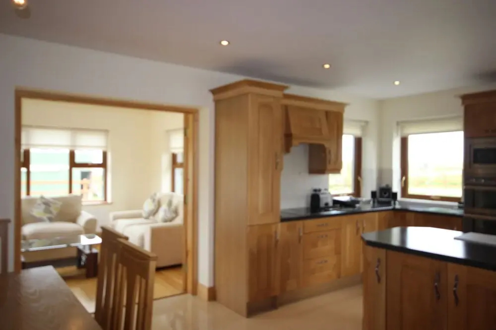 King's House, Cleggan