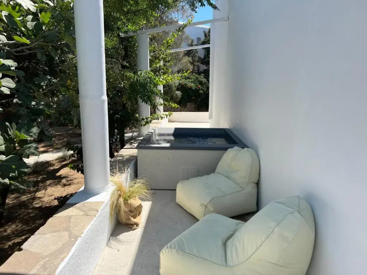 Faos Exclusive Suites