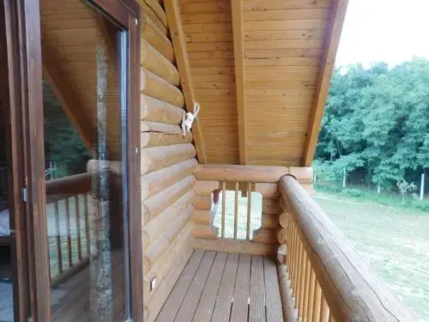 Holden Log House Gyarmat