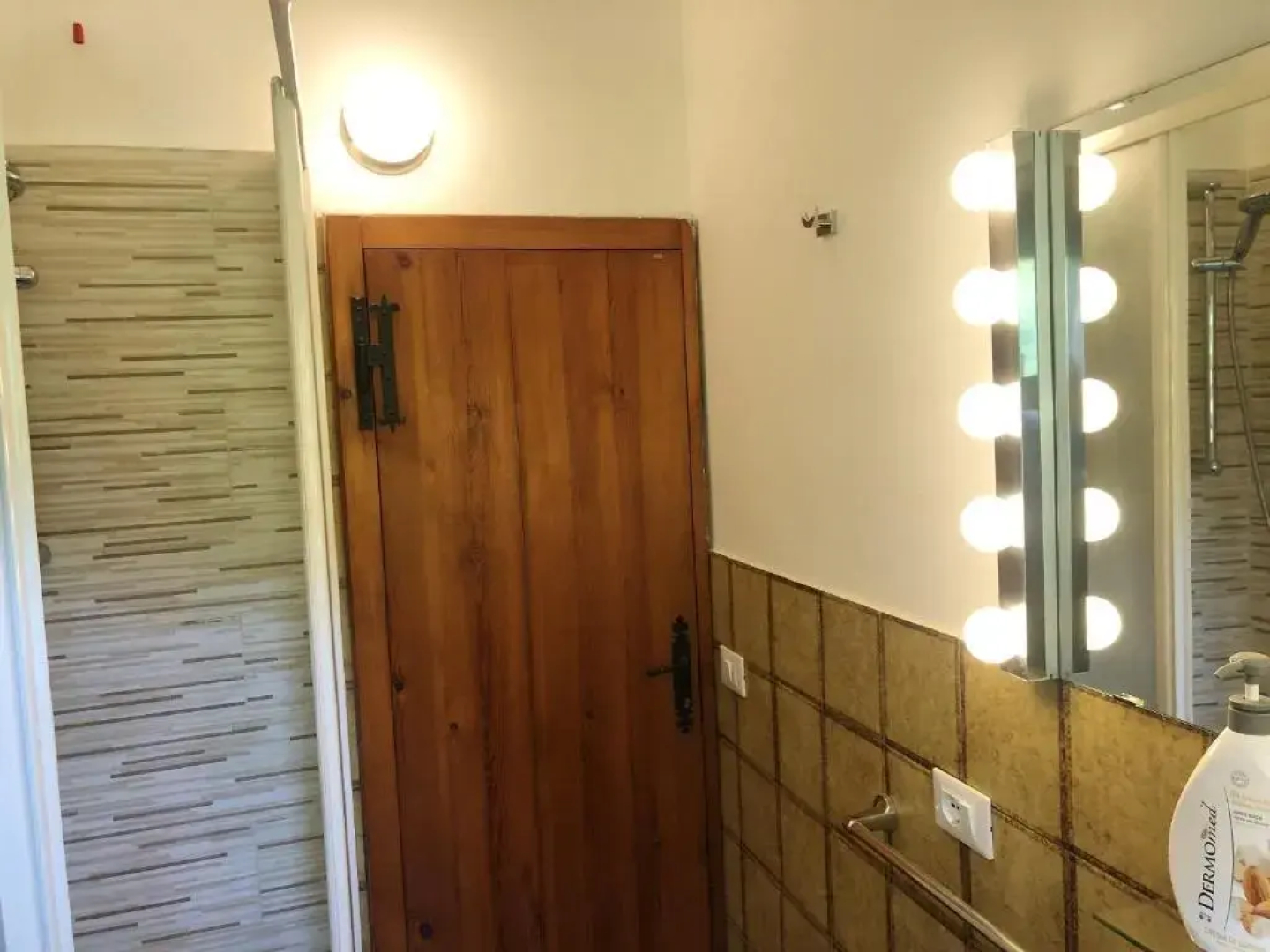 3 bedrooms villa with private pool enclosed garden and wifi at Tuoro sul Trasimeno 2 km away from the beach