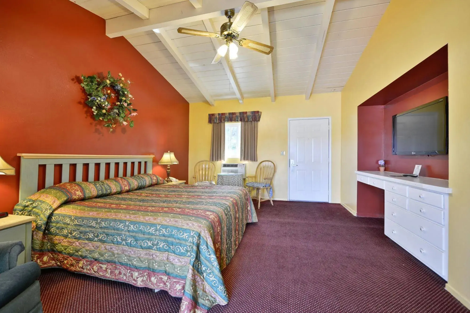 Fallbrook Country Inn
