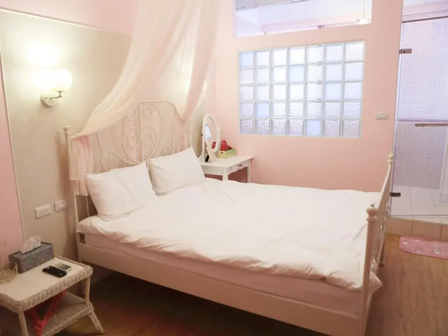 Slow Hostel III