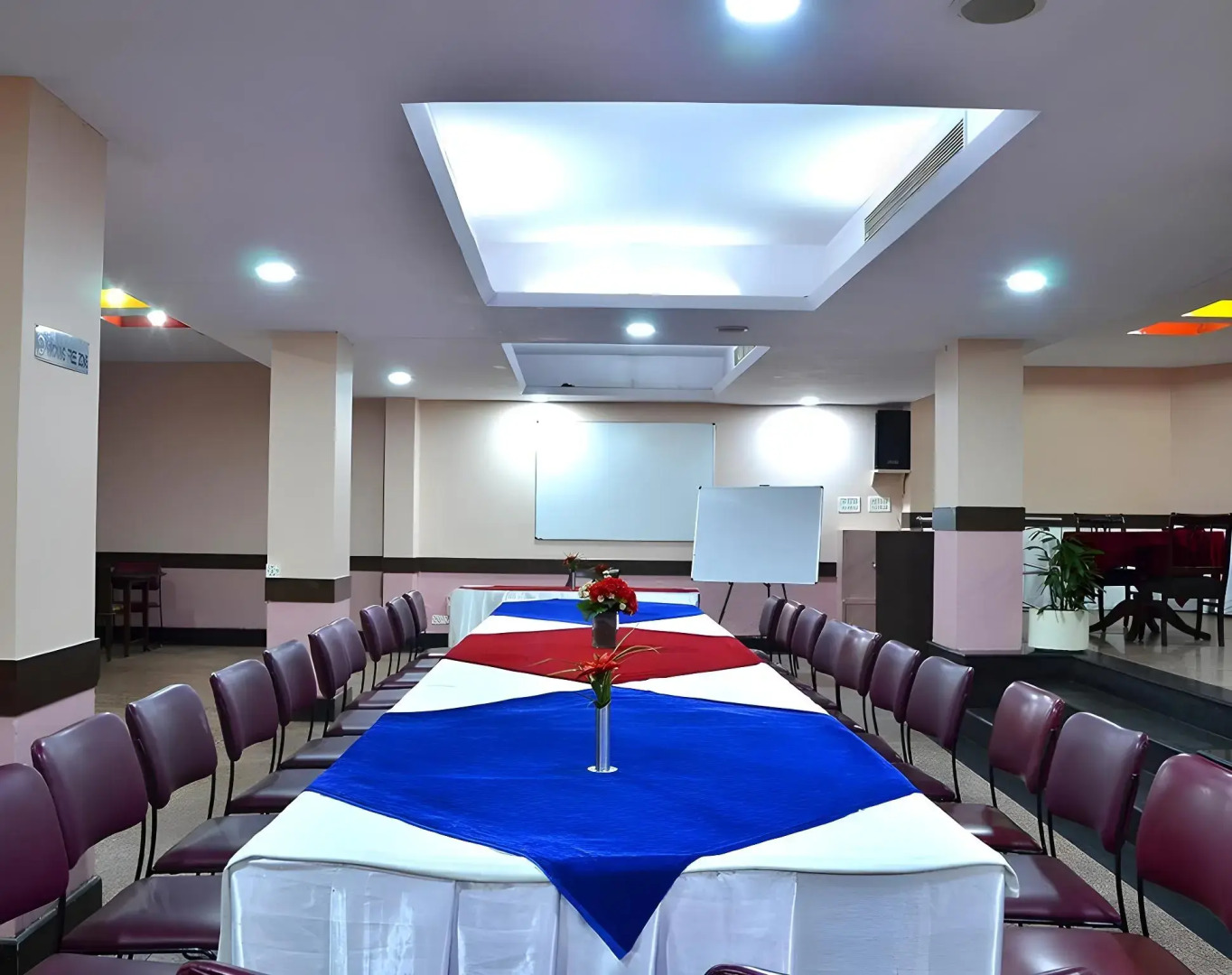 Hotel Tourist Deluxe