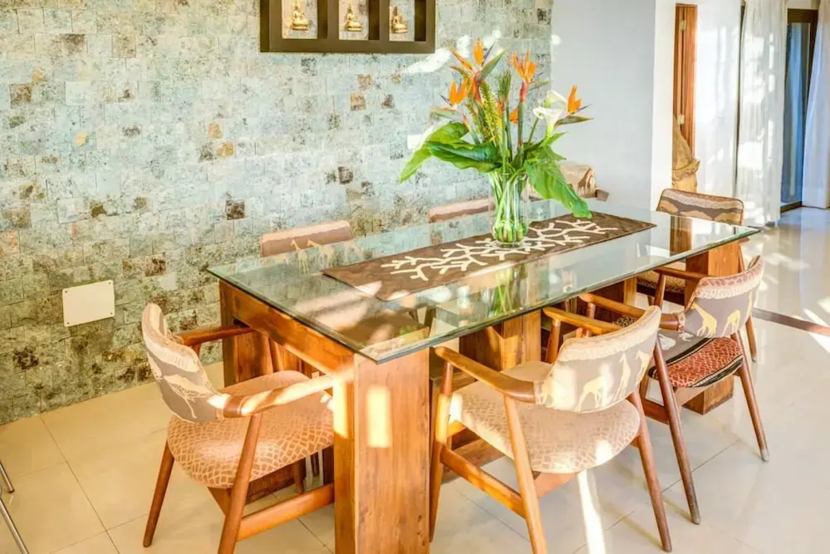 1327 La Quinta Heights