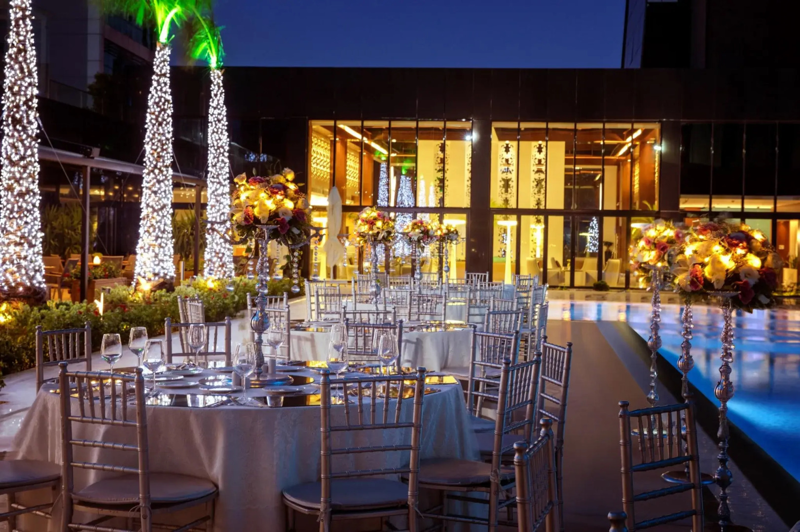 Tango Arjaan by Rotana Hotel