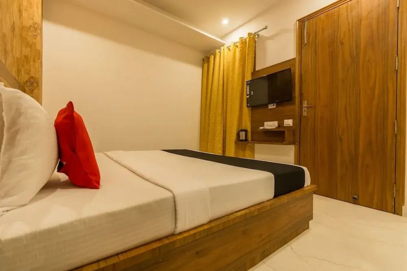 Capital O 44225 Neem Leaf