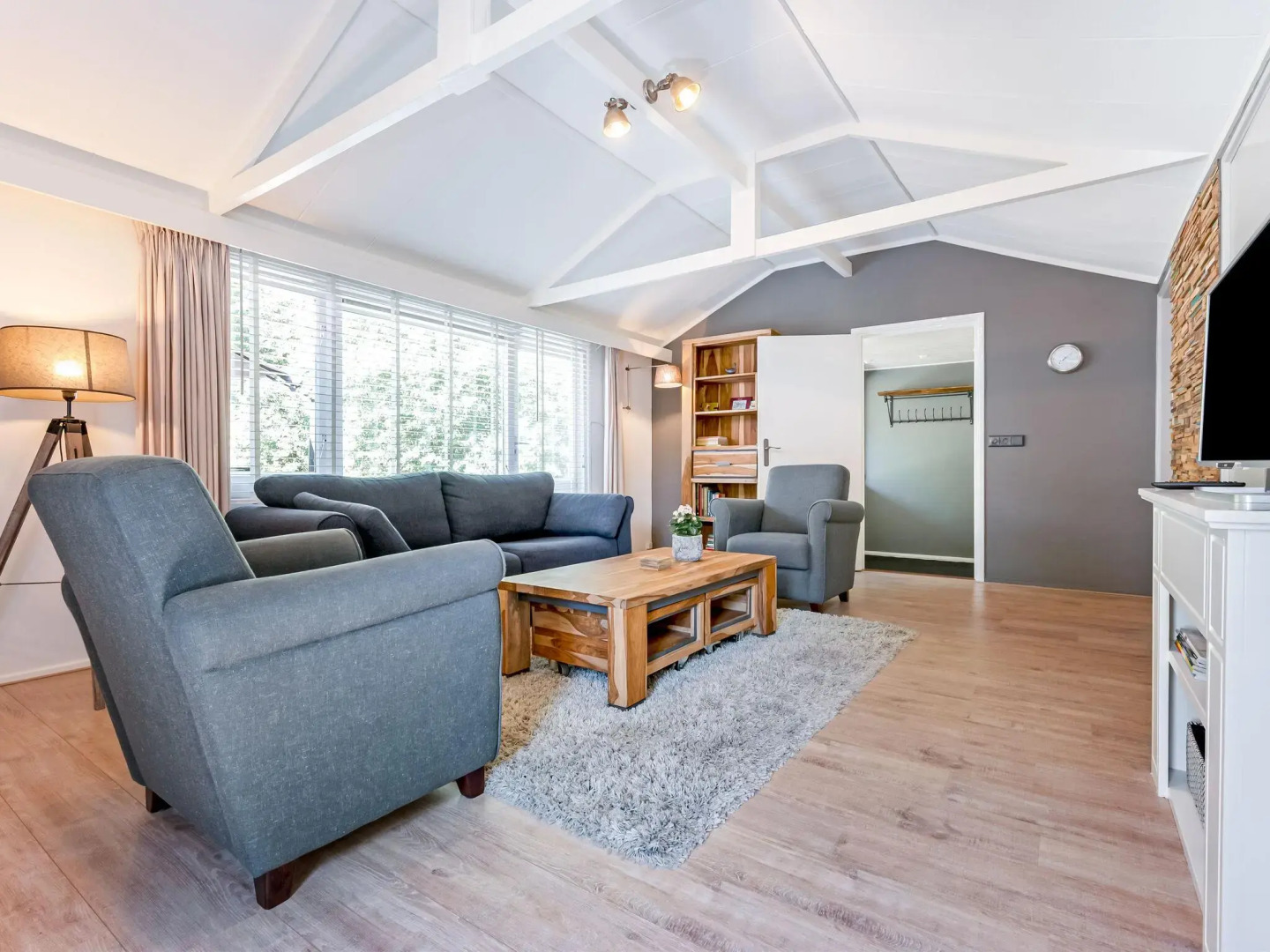 Serene Holiday Home in Ermelo with Large Furnished Garden