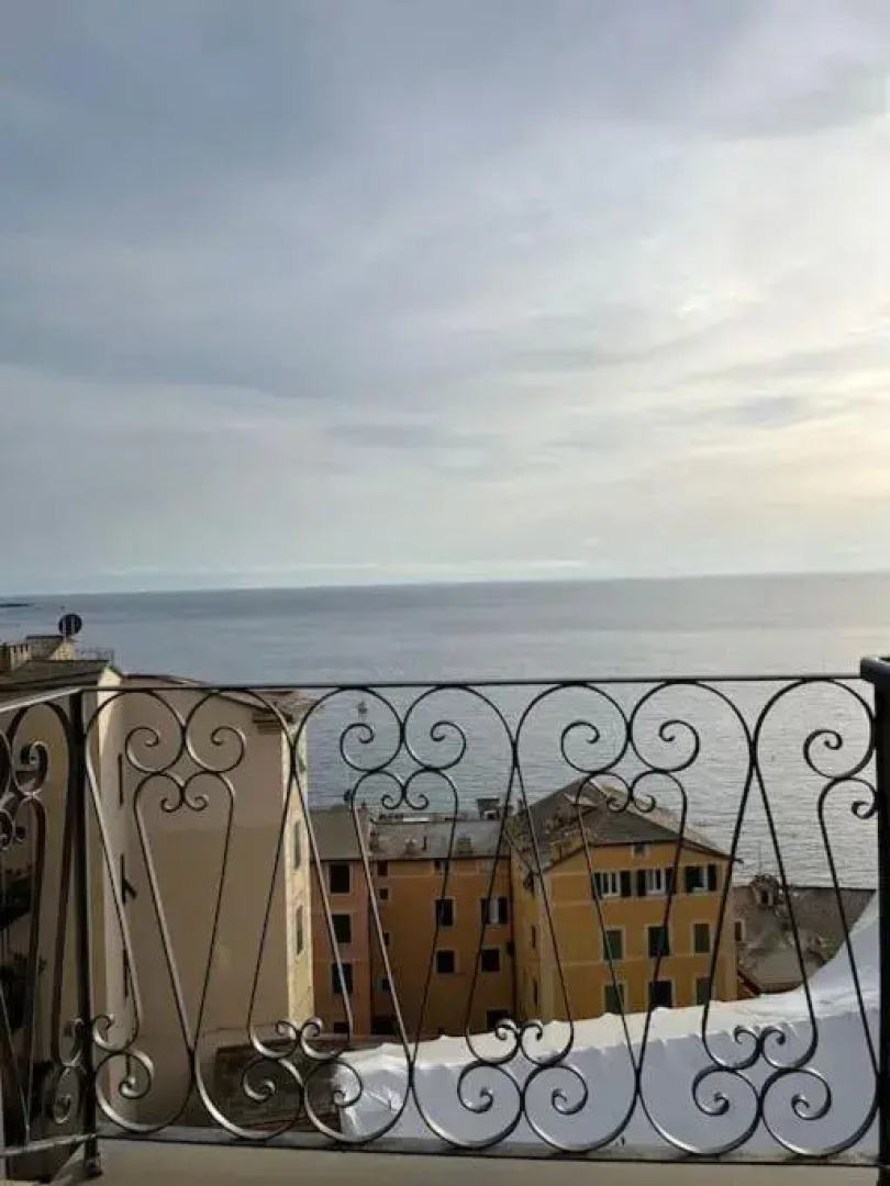 Rose Attico magnifica vista mare parcheggio privato 2 minuti dalla spiaggia