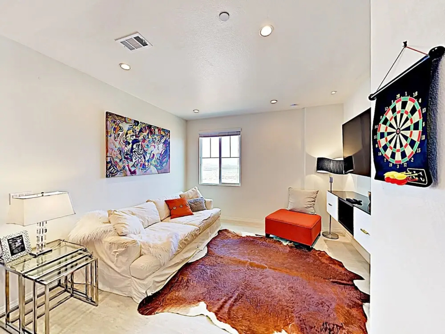 Stunning Beach W/ Pool, Views, Bar & Arcade 3 Bedroom Condo