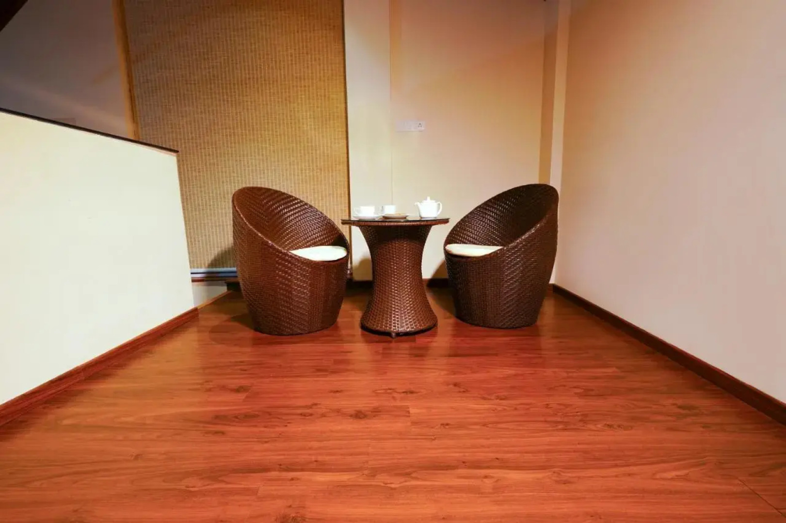 Shola Crown Resort - Munnar