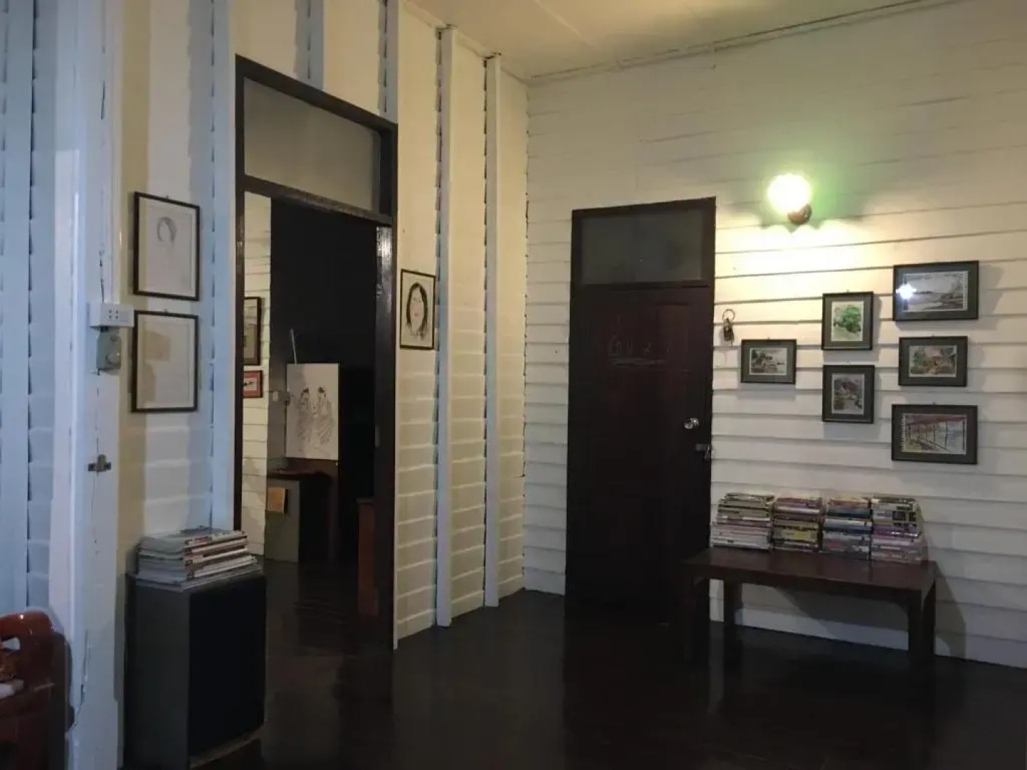 Banban Nannan Library and Guesthome